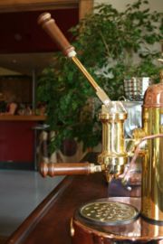 A manual piston espresso machine