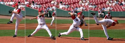Brandon Claussen of the Cincinnati Reds delivers the ball to home plate